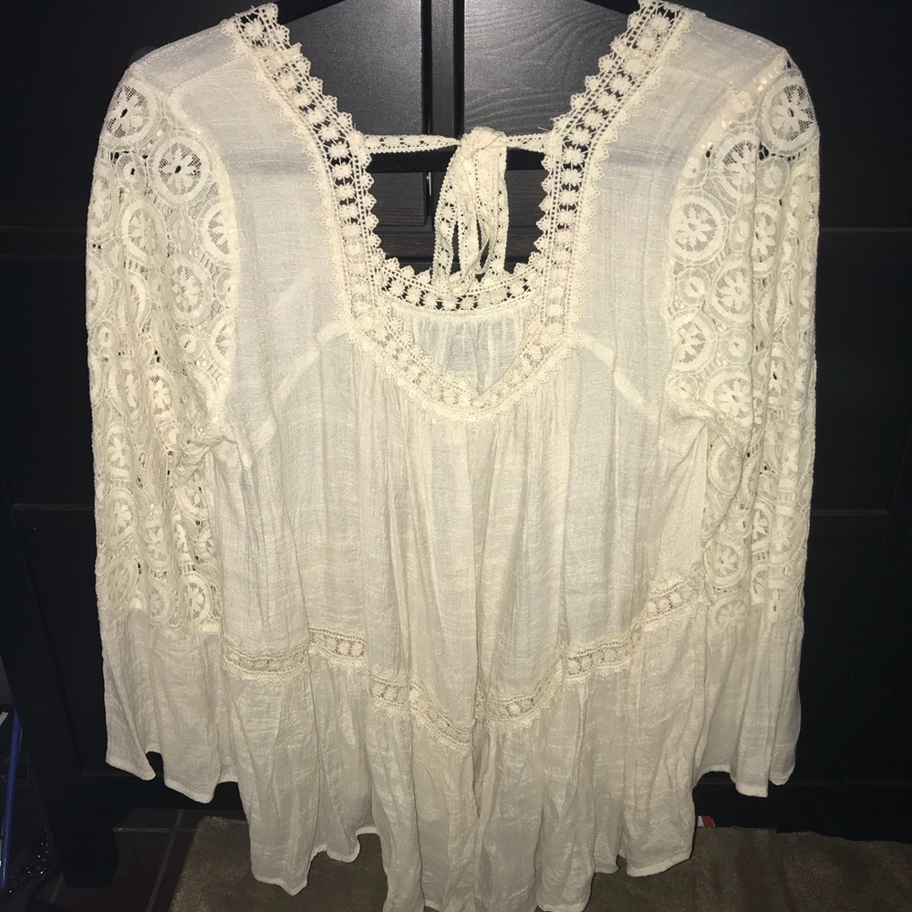 Vici Collection Delilah Lace Top - Picture 4 of 5